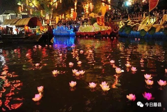 看灯展,放花灯,吃汤圆……这个元宵还想怎么闹?