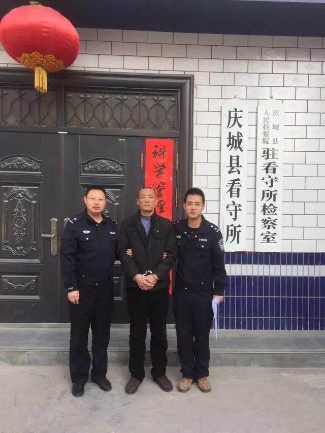 不漏,希望所有在逃人员认清形势,权衡利弊,做出明智选择,早日投案自首