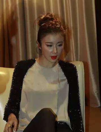 曾经的古装女神,竟整容过度成充气娃娃 难道是