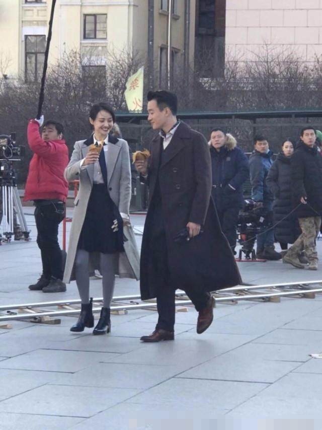 《绝密者》郑爽最新谍战片剧照,网友:有种在看