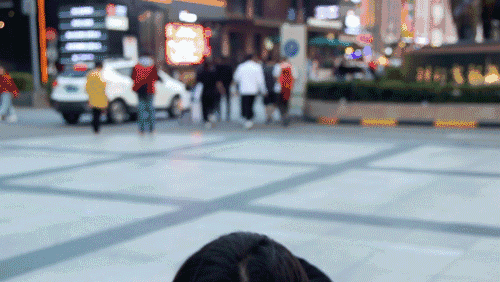 广州两美女,拽着100元吃穿客村11家人气美食,人生赢家