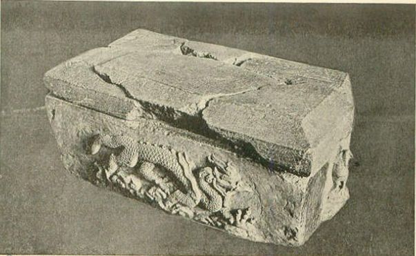 老照片:民国从沈阳故宫搬走的宝贝,香妃像等