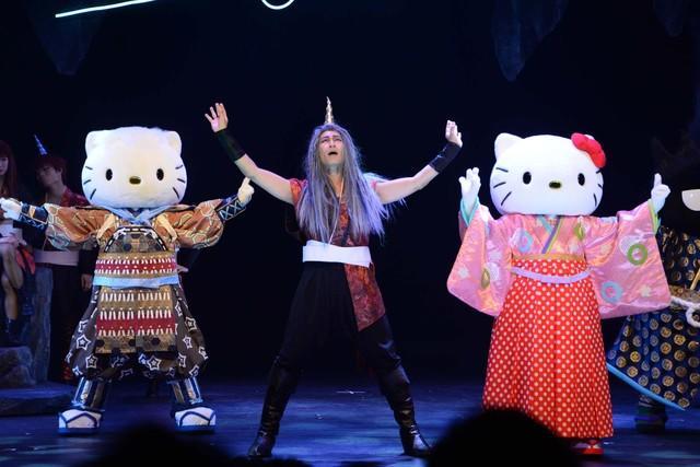 演员真辛苦！凯蒂猫歌舞伎表演公开彩排照