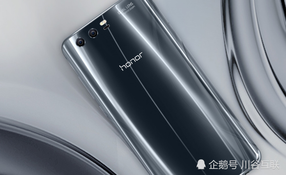 华为新机出炉:炫光玻璃机身配垂直双摄 这次不