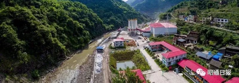 起点位于云南省昭通市盐津县串丝乡,途经水富县太平镇,绥江县板栗镇