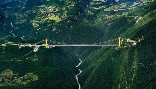 中国建造,世界最高大桥,曾动用火箭弹,外国人惊