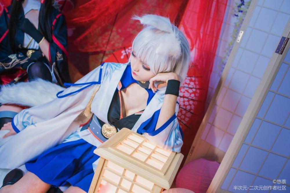 碧蓝航线加贺cos,碧蓝航线cos 俾斯麦 碧蓝航线加贺cosplay 白丝兔耳小萝莉 身材好纤细 美美哒!