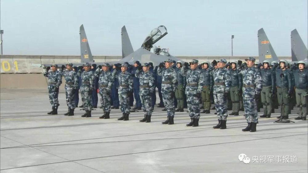 空军歼11战机部队换装歼16:面向青藏高原,是金