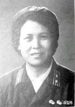 看看这些开国女军官,令如今多少女神汗颜!