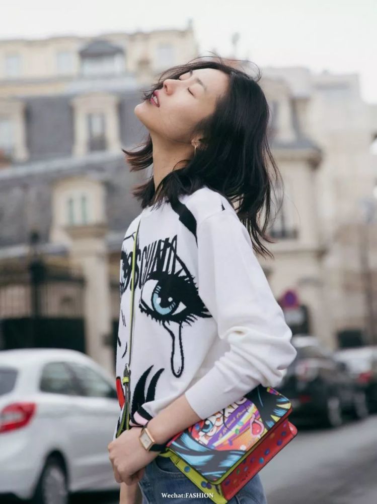 刘诗诗倪妮刘雯 明星翻牌最多的就是这条裤子