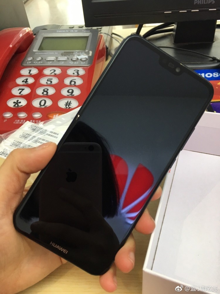 华为P20 Lite真机曝光 除了下巴 外观就是iPhone X