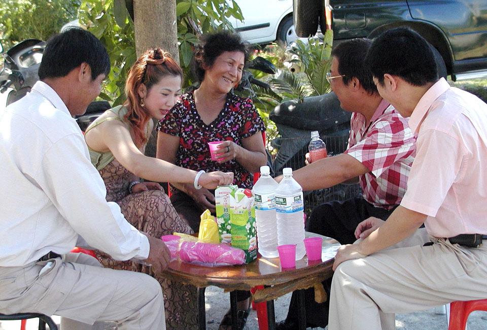 斯人已逝,为什么还要他们冥婚?