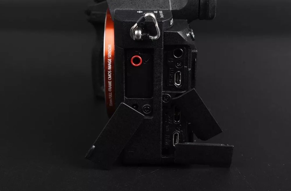 索尼A7M3用实力向其他同级相机翻了个白眼