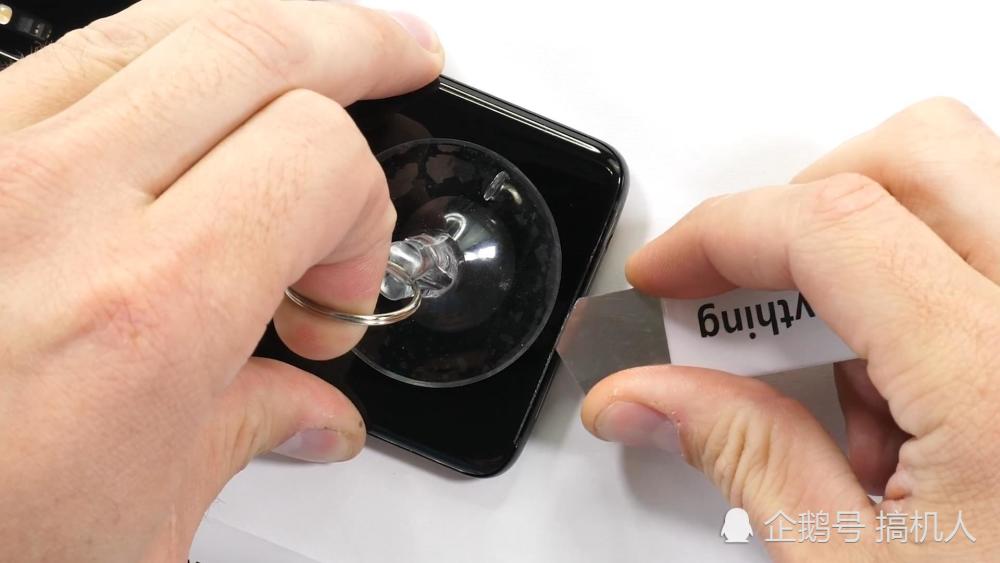 三星S9机身拆解:揭晓可变光圈镜头里的秘密