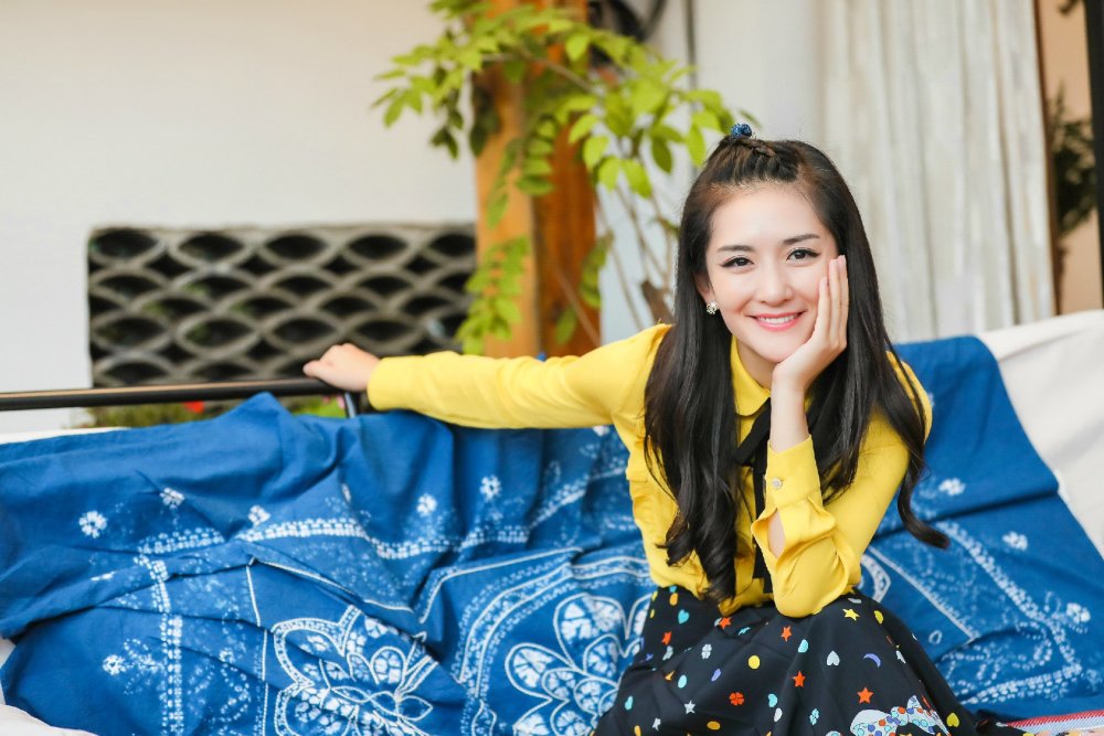 谢娜凭什么成为首个微博粉丝破亿的明星?她的