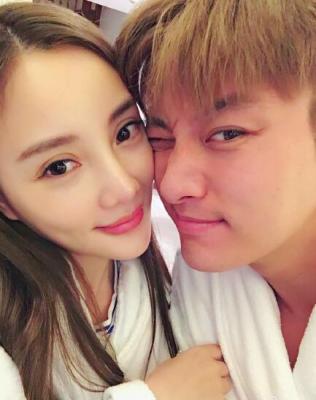 与贾乃亮撕破脸离婚成真?李小璐这次用爱心回应网友