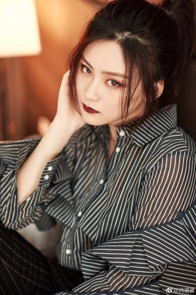 吴亦凡前女友火了!出道四年拥50亿票房,成功撩