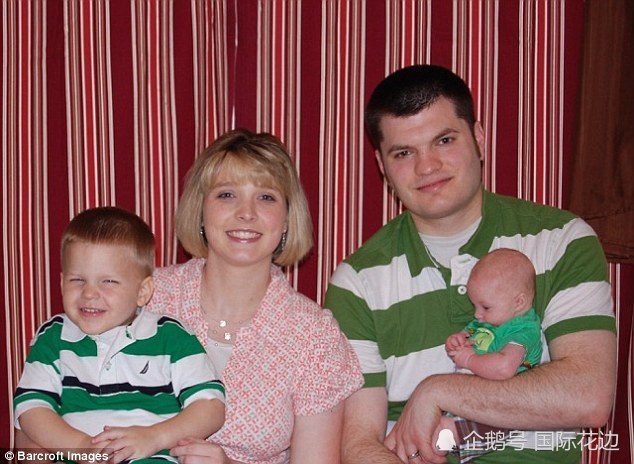 8岁男孩身高仅90厘米体重20斤,只能穿两三岁