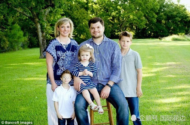 8岁男孩身高仅90厘米体重20斤,只能穿两三岁