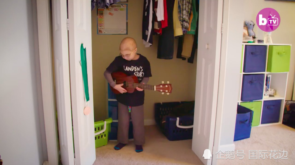 8岁男孩身高仅90厘米体重20斤,只能穿两三岁