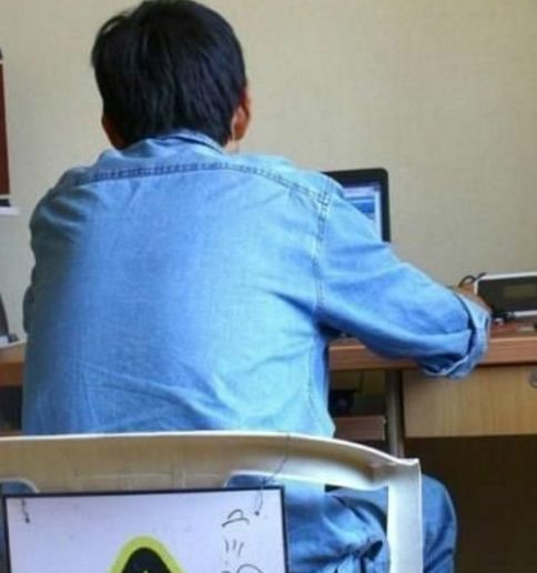 内涵段子:姐我知道你牙疼,放心你的零食我会帮