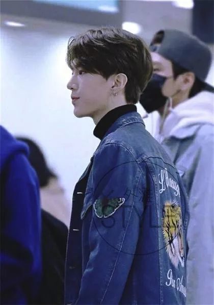 《偶像练习生》不仅是个综艺节目，还是一部爆款百科全书