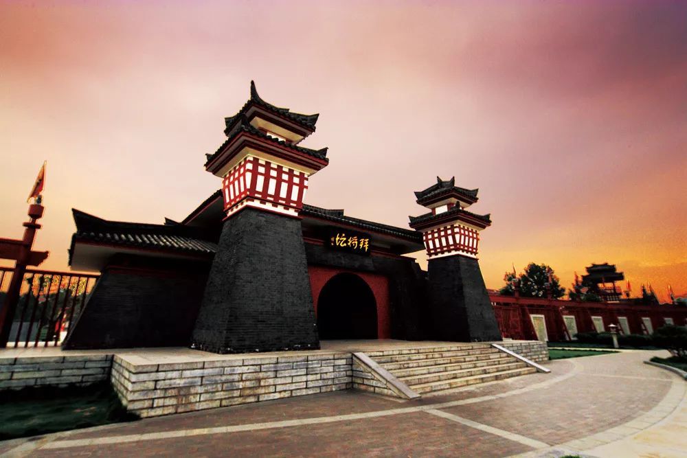 兴汉新区2.0版灯光秀震撼来袭,约吗?