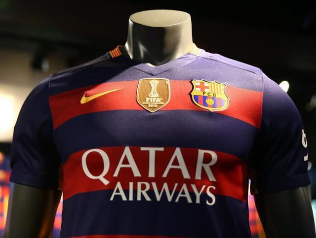 曝巴萨签球衣天价合同 每年获1亿赞助超曼联