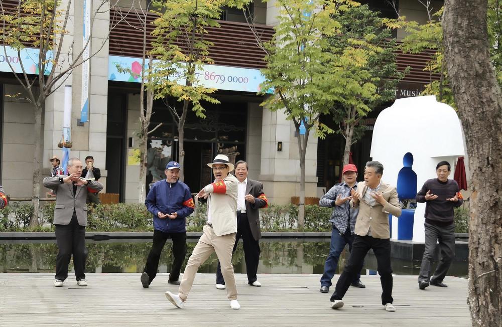 杜海涛转行做保安 晨跑超勤奋却惨遭潘虹举报