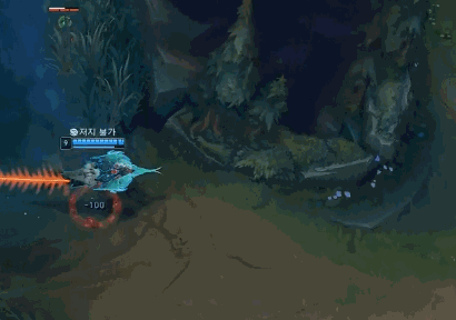 这里可以看到一件新装备【血色之刃】,效果是单挑的时候可以增加额外