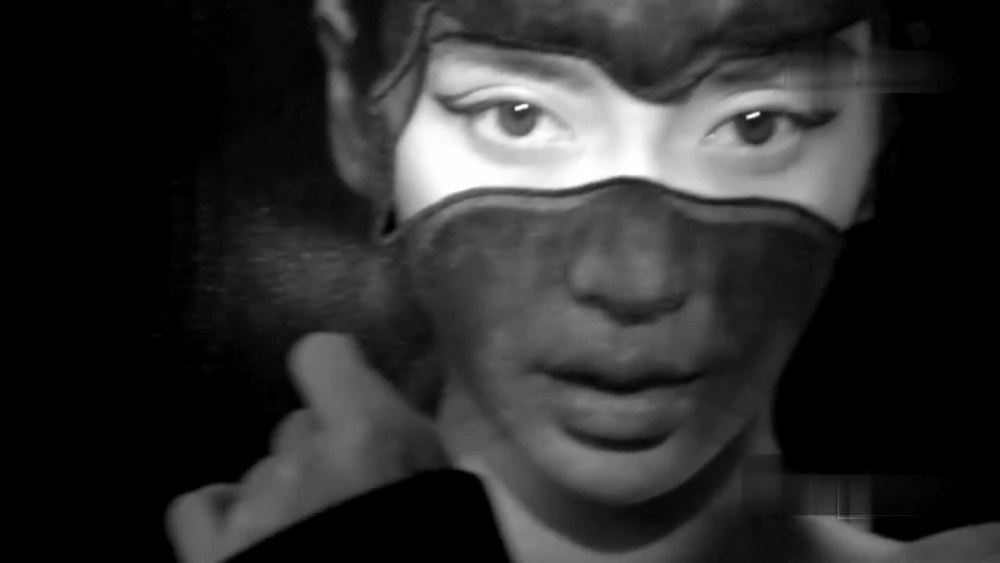 Baby最新黑白大片曝光,身材太震撼了