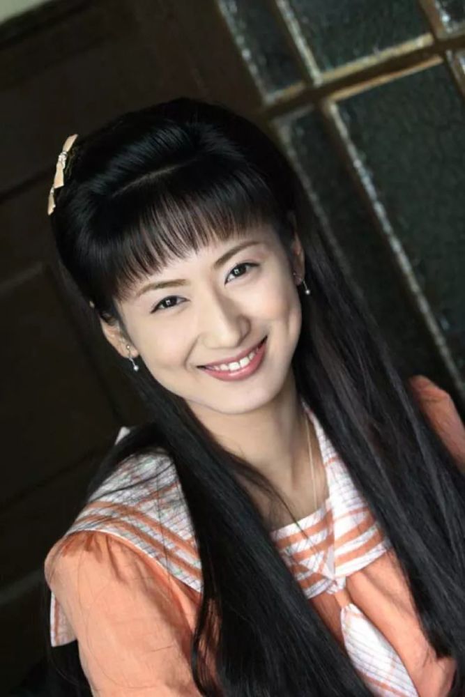 还记得《步步惊心》里的绿芜吗?她现在长这样啦