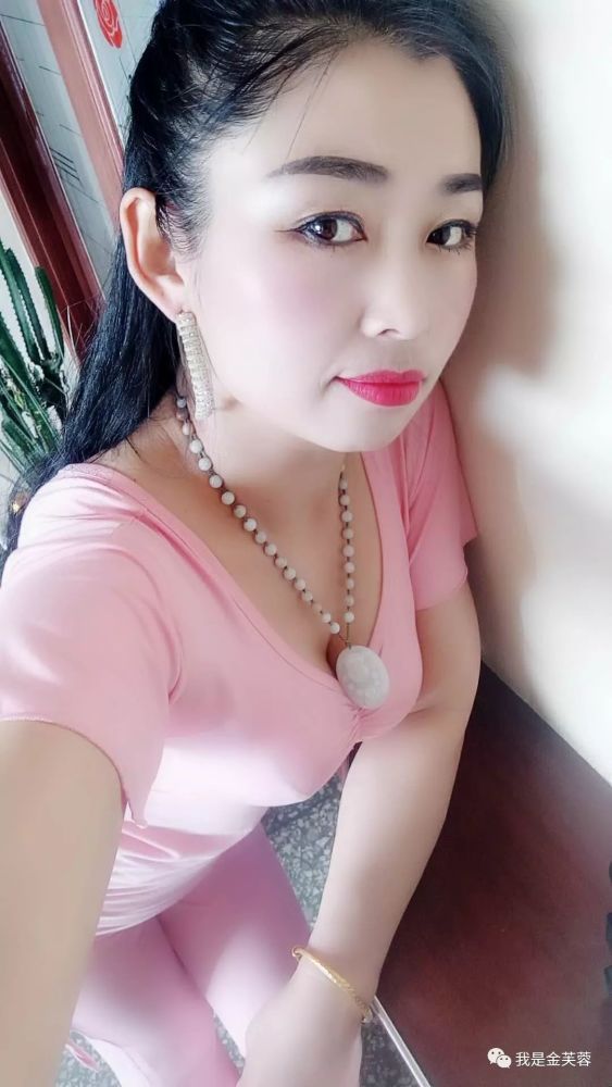 金芙蓉广场舞之我的高清照片又来了,你看看喜欢哪一张