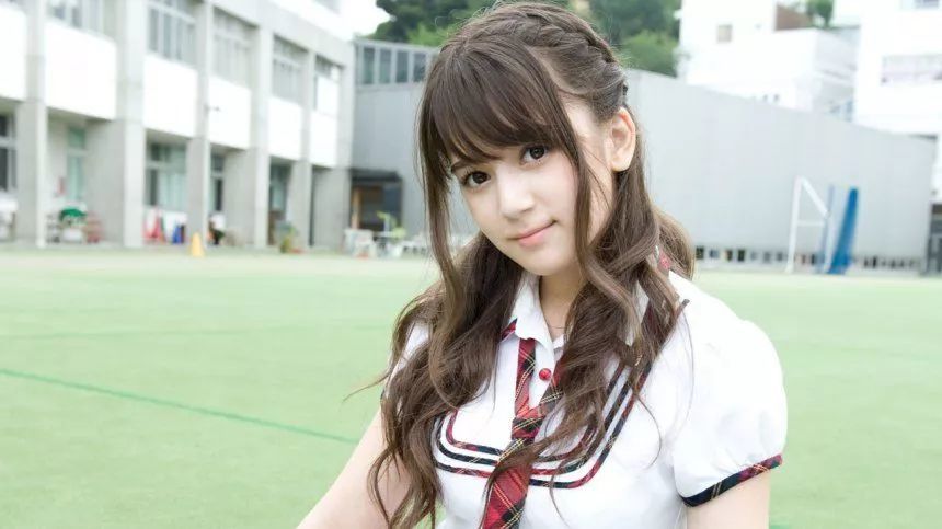 日本第一萝莉长大了 奥真奈美消失7年复出近照竟美哭粉丝 也成长太完美 日本绝对领域萝莉 日本17岁萝莉细川蓝 梦晒大生活