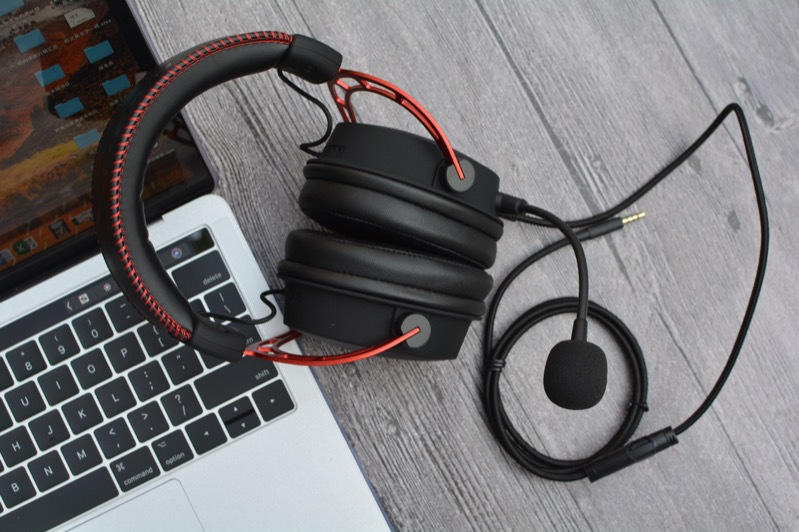 电竞利器,揭秘HyperX阿尔法双音腔游戏耳机