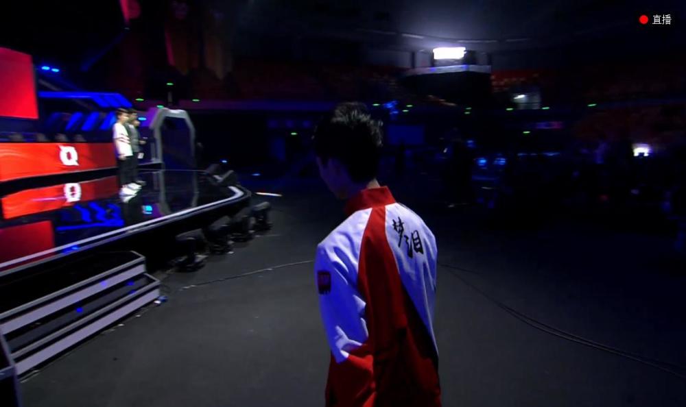 王者荣耀梦泪隐藏小号被曝光 嚣张ID引围观