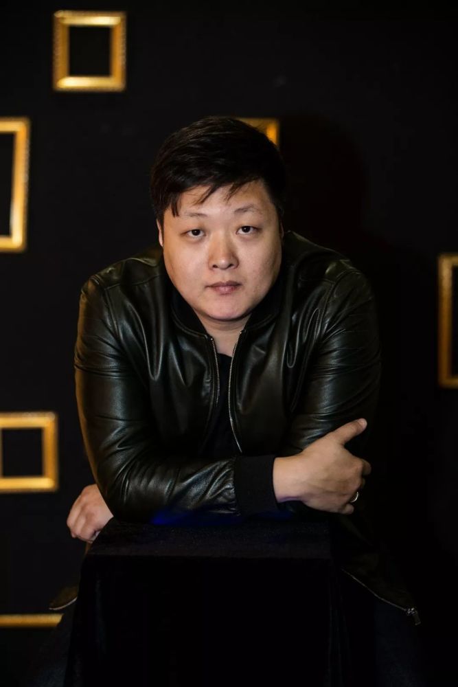 刘卓和他的乐队：《好声音》、《歌手》背后的摇滚青年