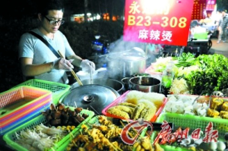 中国七大街边摆摊小吃盘点,看看臭豆腐排第几?