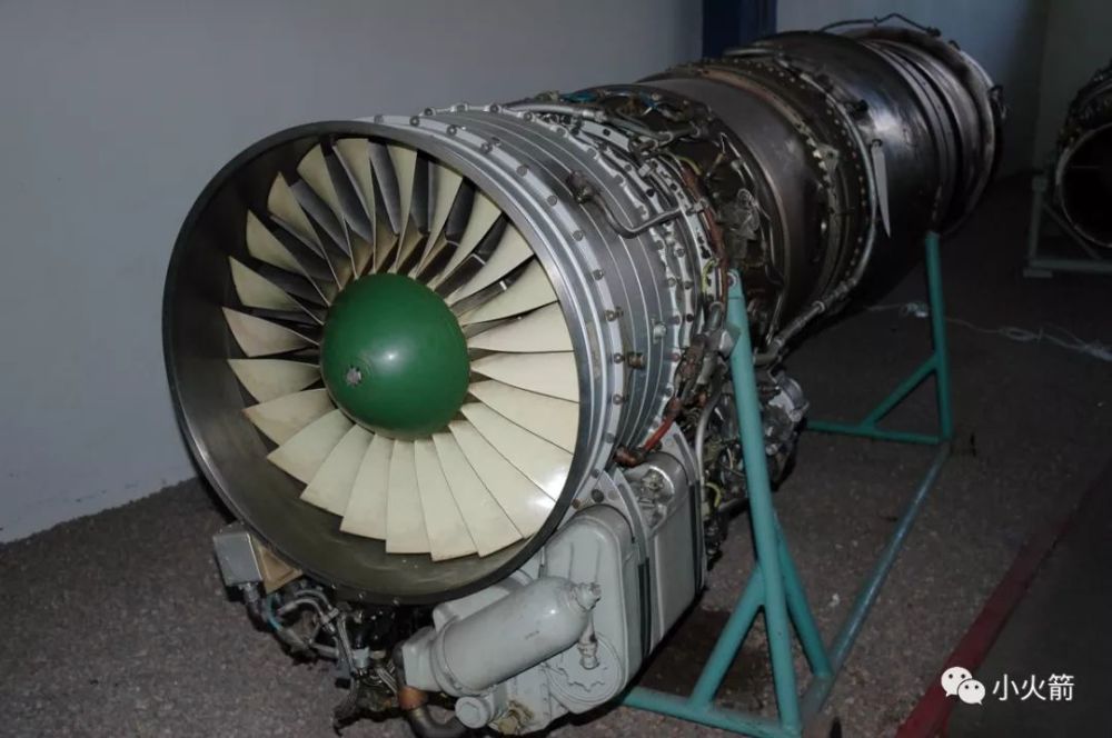 图曼斯基设计局的r-11涡喷发动机是苏联首款轴流式双转子涡喷