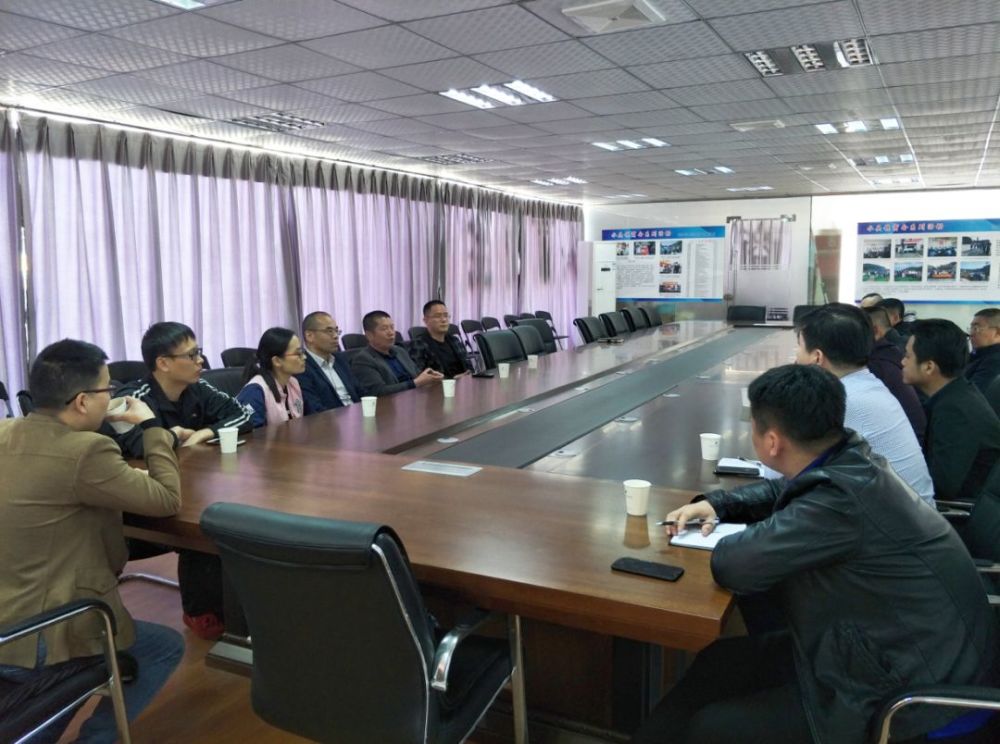 大连市瓦房店市万家岭镇组队到访水头镇商会