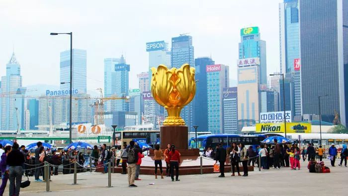 香港北京经济总量_香港的经济发展图片