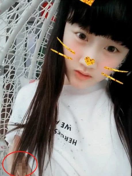 王乐乐回归8点档 快手再现s情低俗,某女主播露点自拍视频流出