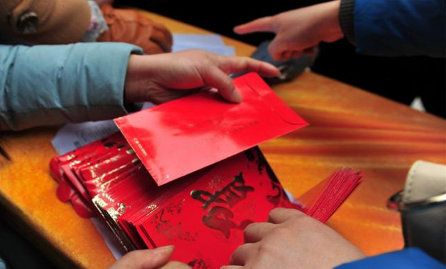 华西村人均收入_人均年薪23万(2)