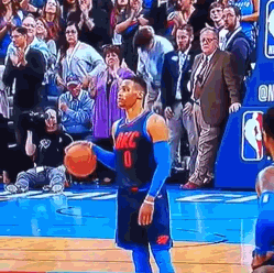 动图秀:他四年仅打百场比赛 就敢狂怼韦少喷KD