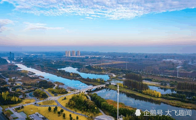 江苏沿江八市经济总量_江苏北沿江高铁规划图(2)