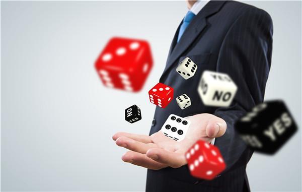 银行齐刷刷上调首套房贷利率，过去一年房价下跌成果基本被抵消