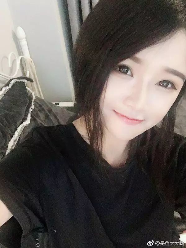 虎牙直播一直有着橘夏的位置,她必在入选名单之中 小棉仔节奏也很强