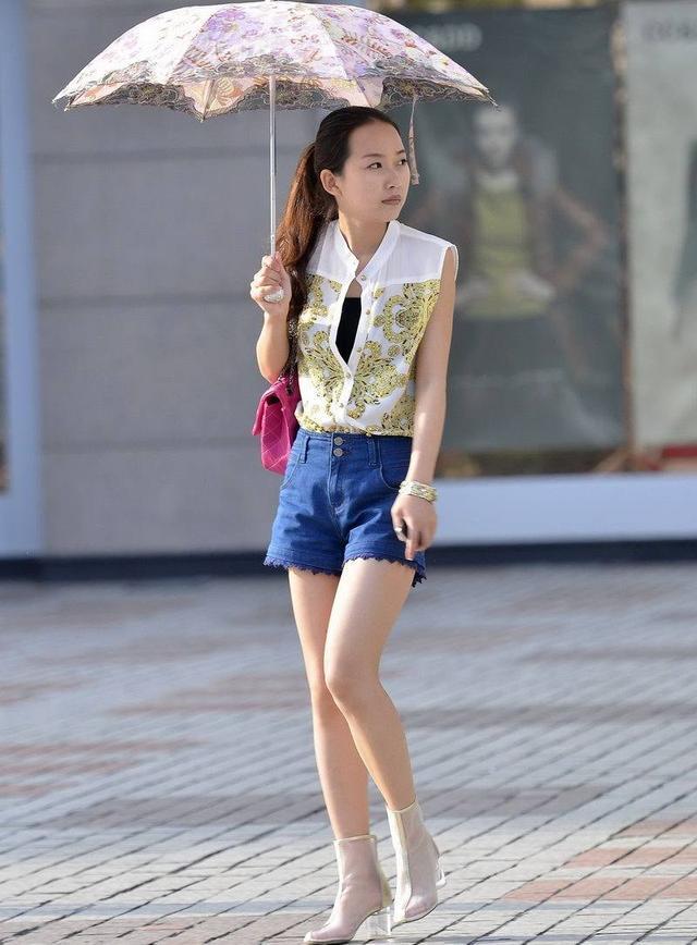 街拍石家庄:图四清新脱俗,图六小姐姐风姿卓越,宛如九