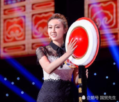 水均益25岁女儿近照曝光 如今是体育主播