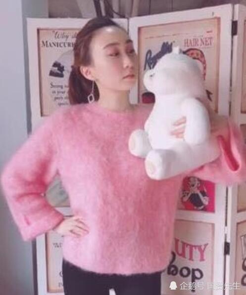 水均益25岁女儿近照曝光 如今是体育主播